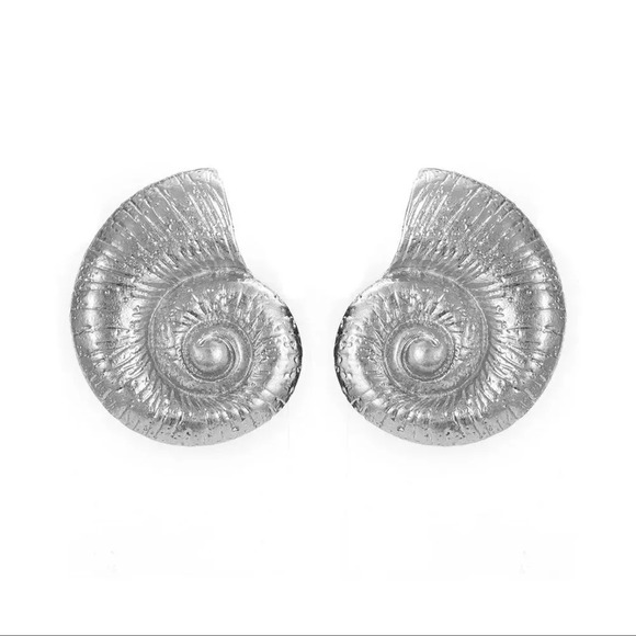 Zara Seashell Gold Earrings - Picture 7 of 17